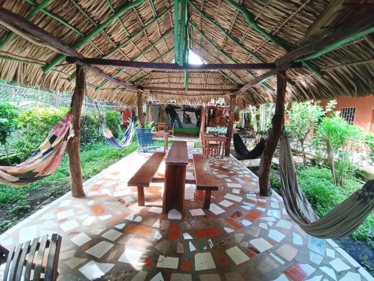 Hostal Asi Es Mi Tierra Balgue Exterior foto