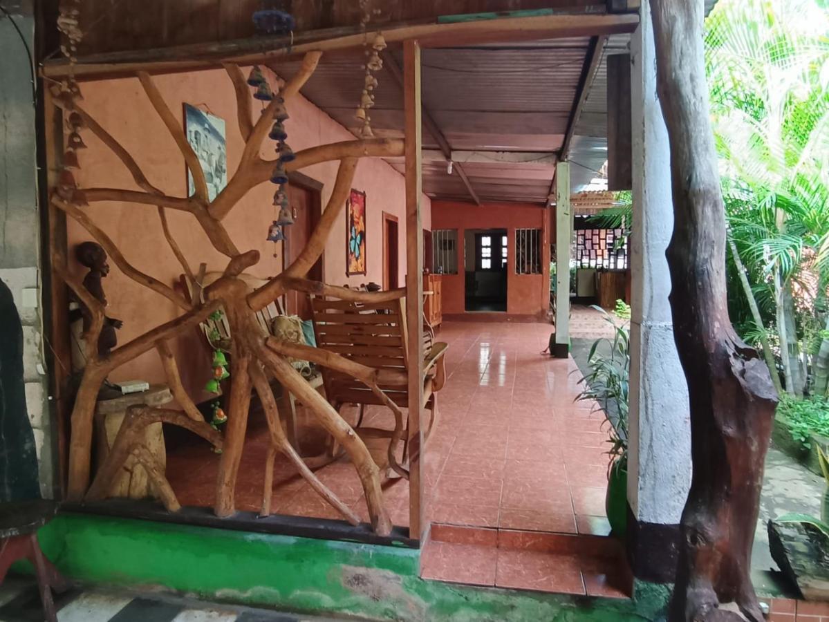 Hostal Asi Es Mi Tierra Balgue Exterior foto