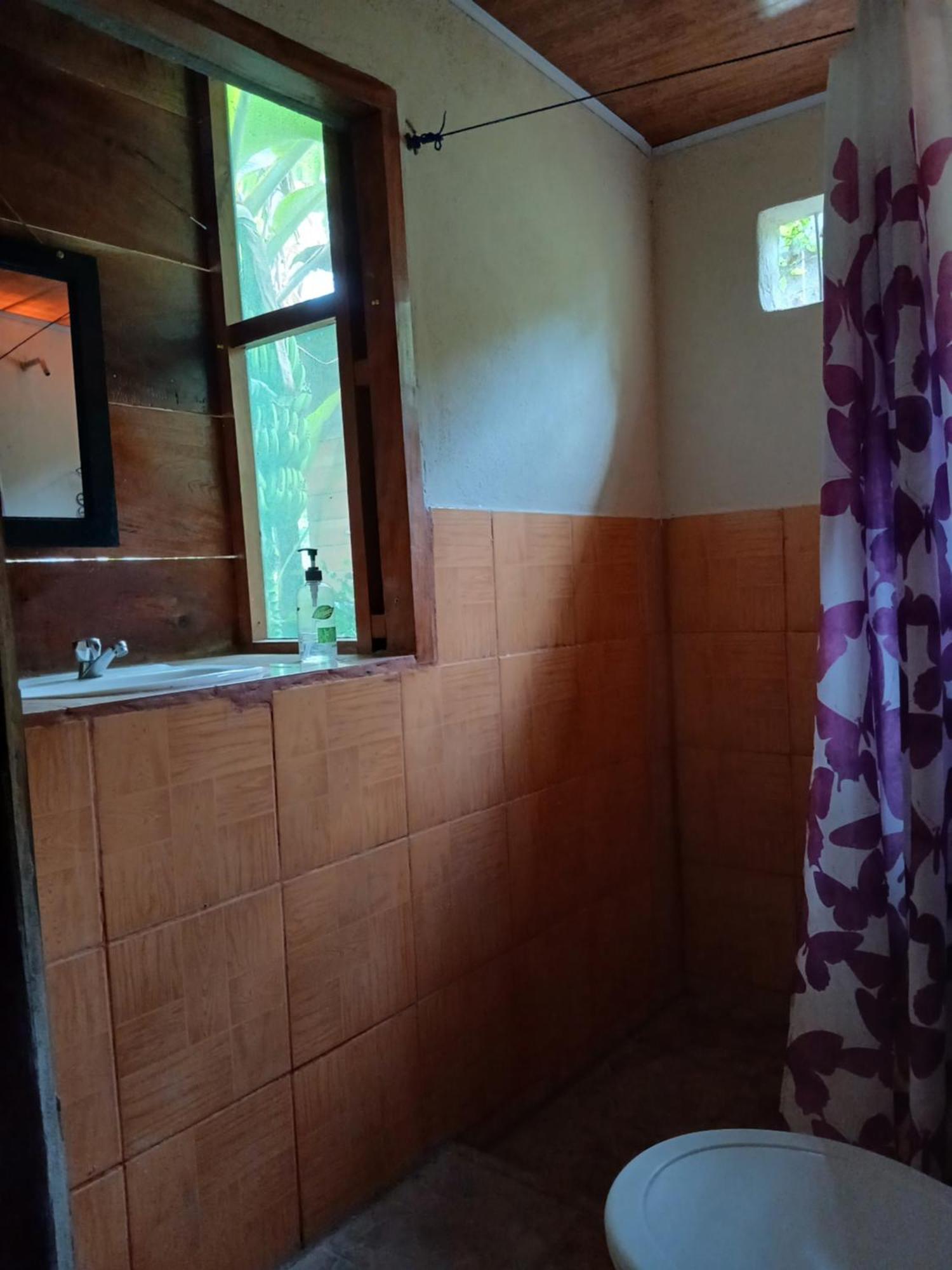 Hostal Asi Es Mi Tierra Balgue Exterior foto