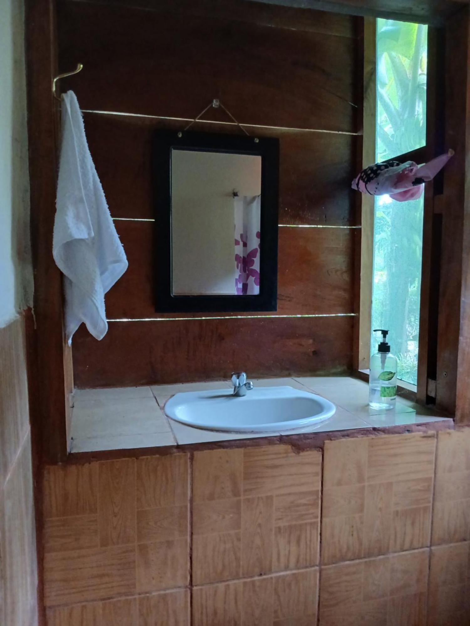 Hostal Asi Es Mi Tierra Balgue Exterior foto